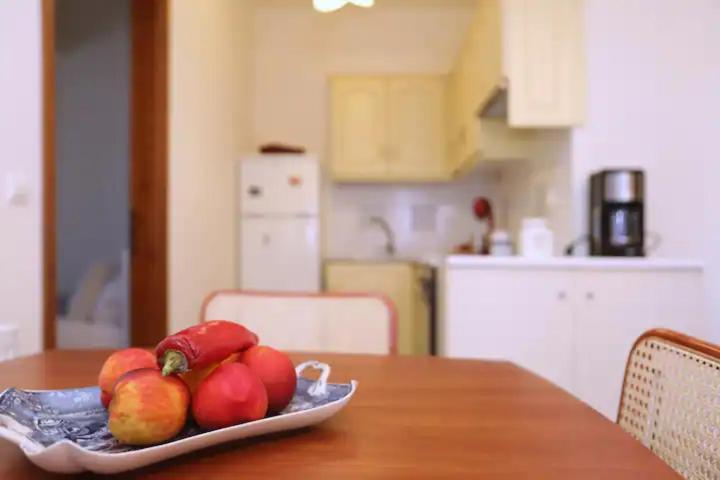 Skopelos Chara'S Lux Apartment Екстериор снимка