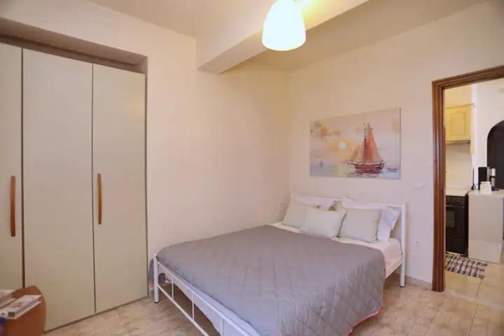 Skopelos Chara'S Lux Apartment Екстериор снимка